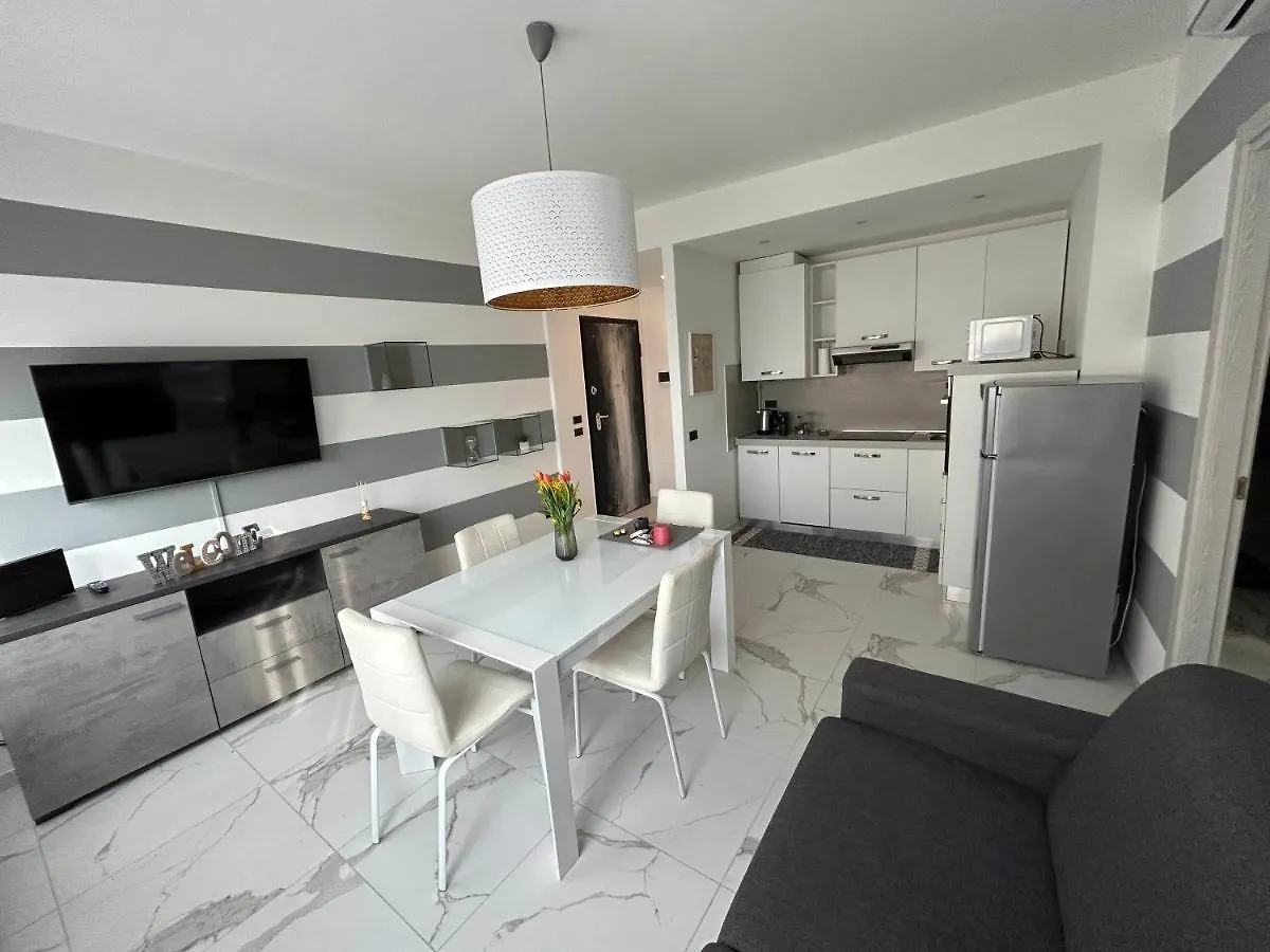 Marconi67 Apartment Desenzano del Garda Italy