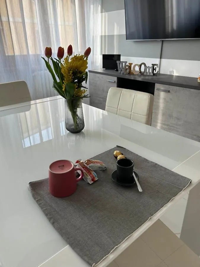 Marconi67 Apartment Desenzano del Garda