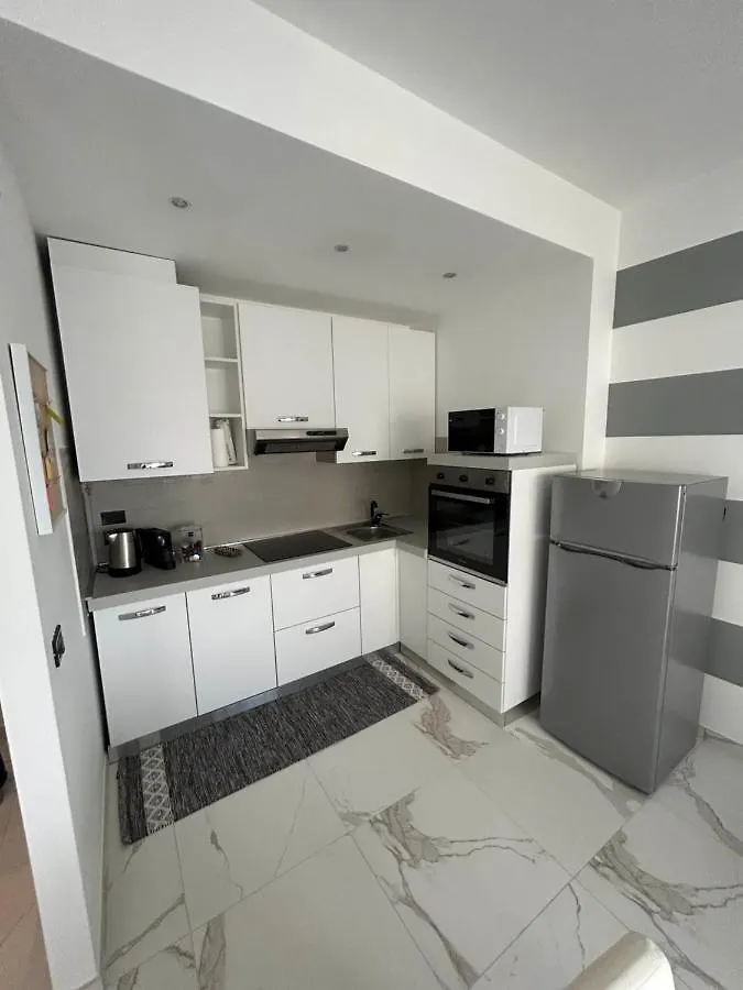 Marconi67 Apartment Desenzano del Garda 0*,  Italy
