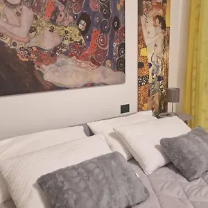 https://city-cottage.emilia-romagnahotels.net